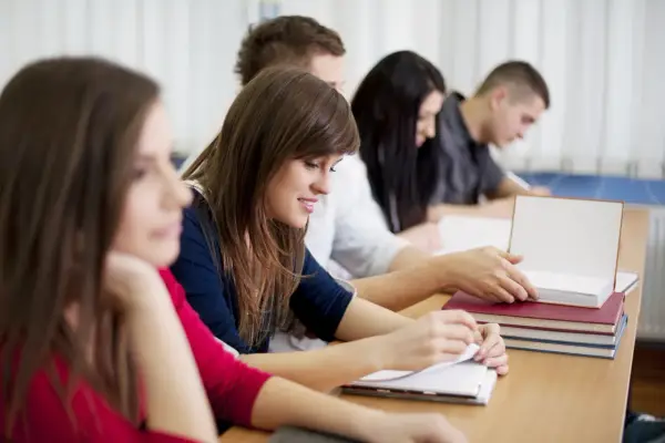 Profesjonalne kursy maturalne Białystok – klucz do sukcesu na egzaminie